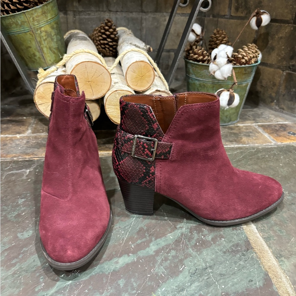 Vionic Maroon Ankle Boots with Snakeskin Detail